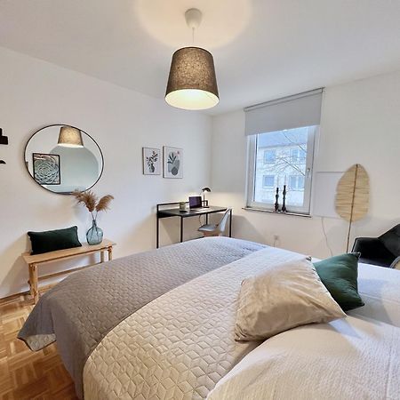 Sapphire Apartment: Free Parking + Netflix + Bathtub เอสเซน ภายนอก รูปภาพ