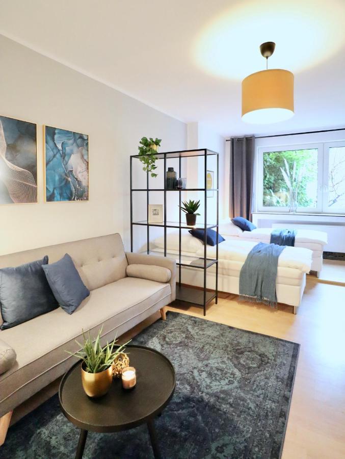 Sapphire Apartment: Free Parking + Netflix + Bathtub เอสเซน ภายนอก รูปภาพ