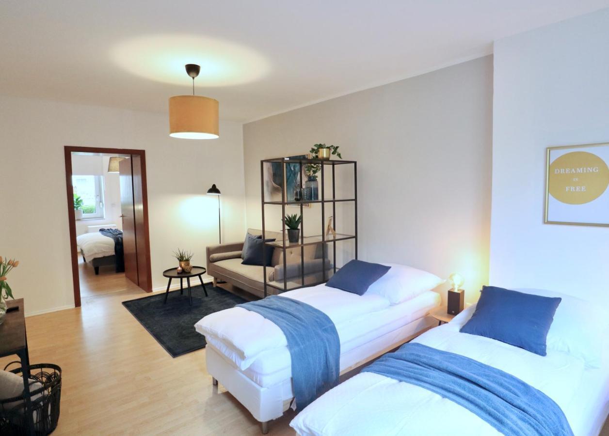 Sapphire Apartment: Free Parking + Netflix + Bathtub เอสเซน ภายนอก รูปภาพ