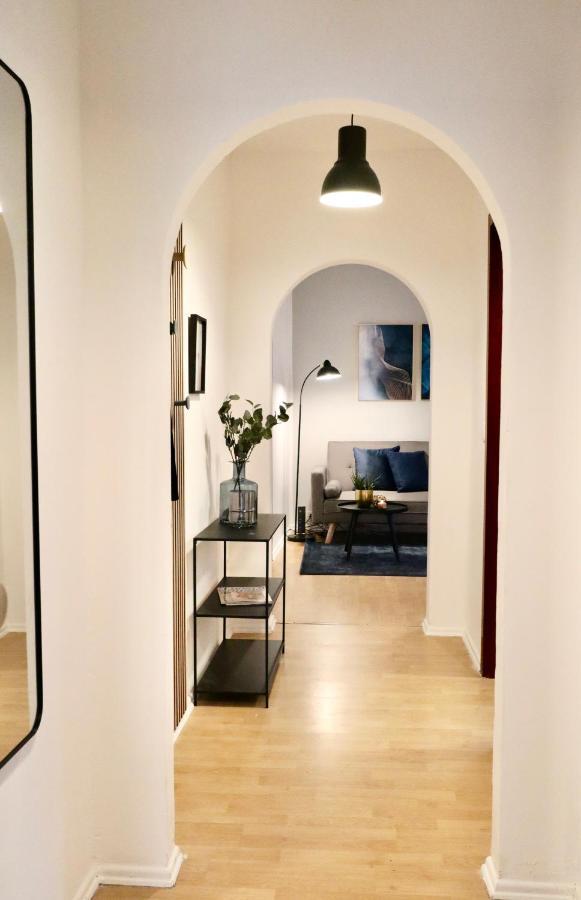 Sapphire Apartment: Free Parking + Netflix + Bathtub เอสเซน ภายนอก รูปภาพ